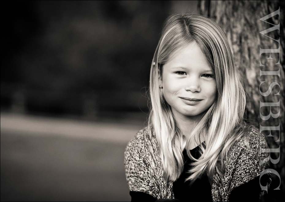 b&w black and white children and family photographs pictures
