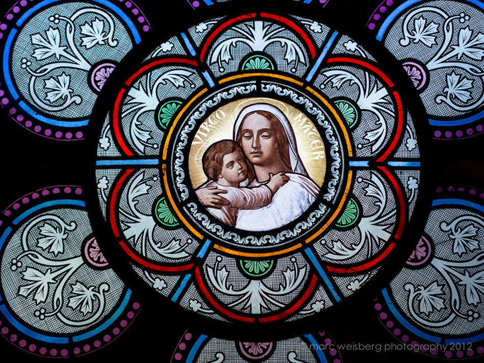 mary and jesus stained glass, pere lachaise cemetery, paris, pictures