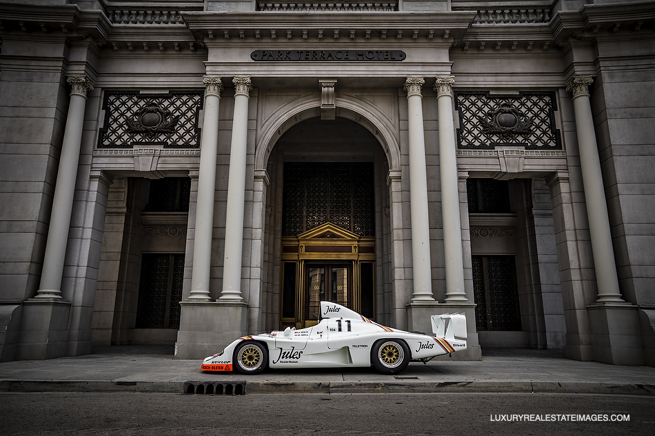  Porsches and Architecture