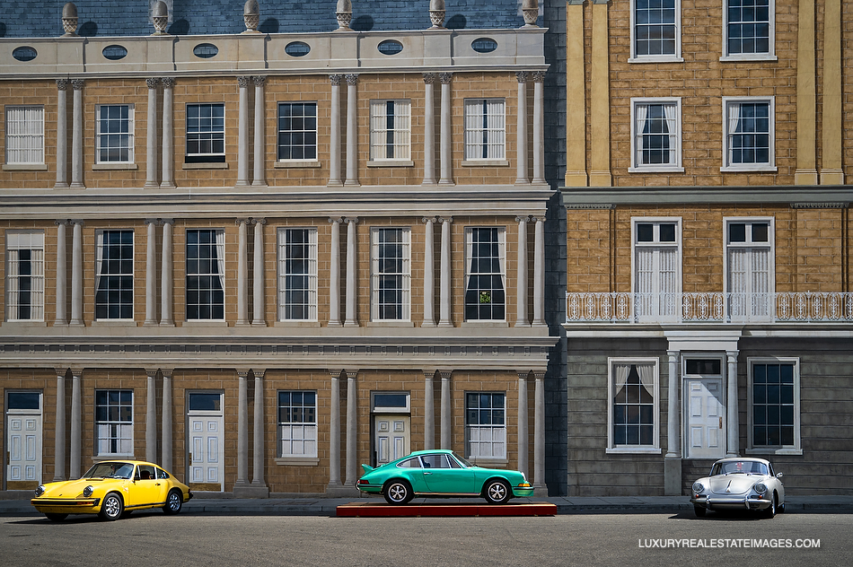  Porsches and Architecture