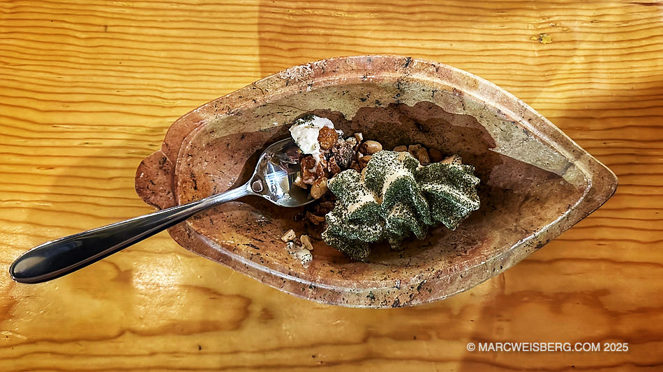 Stuffed Chille desert at Pargot, Roma Norte.